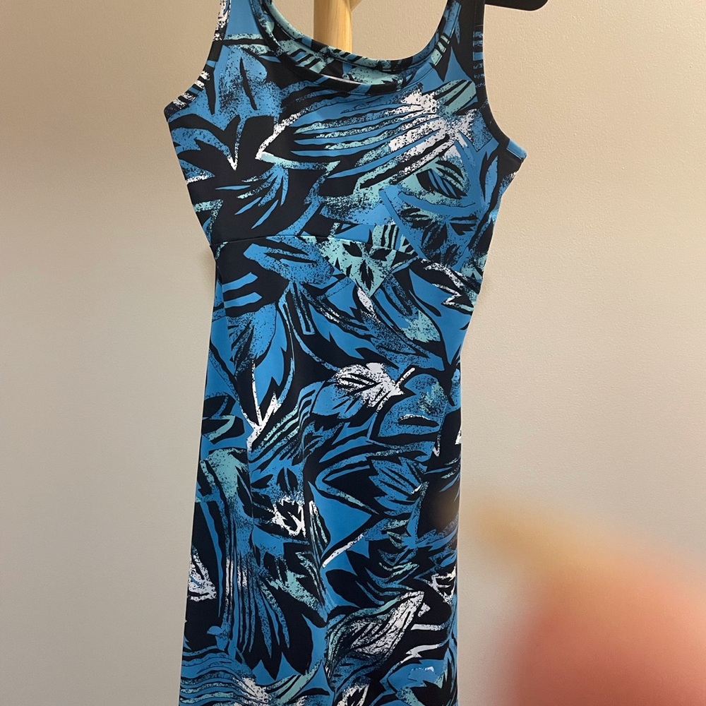 Summer Columbia Athletic Performance Stretch Blue and Black Patterned Sun Dress